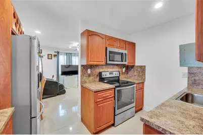 891 NW 34th Ter, Lauderhill, FL 33311 - Photo 15