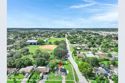 891 NW 34th Ter, Lauderhill, FL 33311 - Photo 5