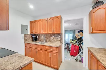 891 NW 34th Ter, Lauderhill, FL 33311 - Photo 17