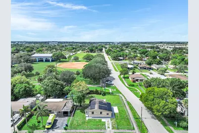 891 NW 34th Ter, Lauderhill, FL 33311 - Photo 29