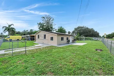 891 NW 34th Ter, Lauderhill, FL 33311 - Photo 23