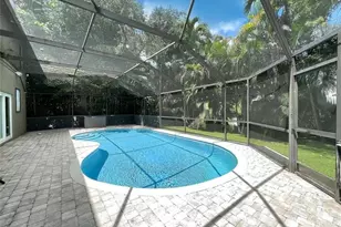 7501 Red Bay Pl, Coral Springs, FL 33065 - Photo 3