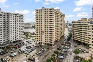 1833 S Ocean Dr, Hallandale Beach, FL 33009 - Photo 31