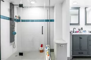 1833 S Ocean Dr, Hallandale Beach, FL 33009 - Photo 25