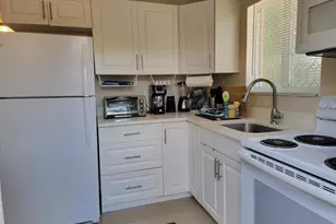 441 NW 7th Terrace, Fort Lauderdale, FL 33311 - Photo 5