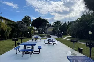 550 SE 2nd Ave, Deerfield Beach, FL 33441 - Photo 3