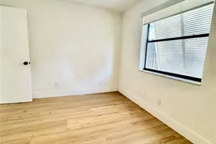 11245 NW 14th Ct, Pembroke Pines, FL 33026 - Photo 13