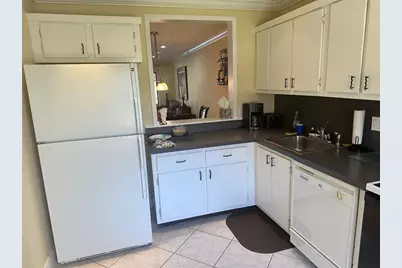 21218  Lago Cir, Unit #7H, Boca Raton, FL 33433 - Photo 13