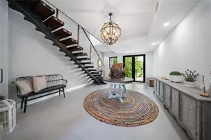 239 W Seaview Dr, Duck Key, FL 33050 - Photo 3