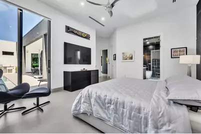 300 NE 21st Ct, Wilton Manors, FL 33305 - Photo 23