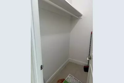 2900 NE 30th St, Unit #E2, Fort Lauderdale, FL 33306 - Photo 9