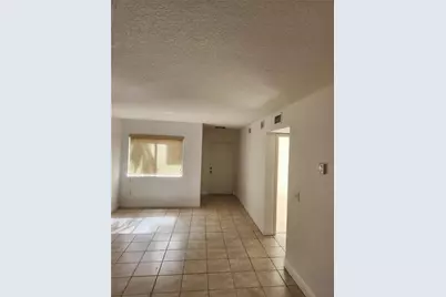 4775 SW 62nd Ave, Unit #102, Davie, FL 33314 - Photo 5