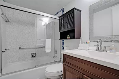 2350 NE 14th Street Cswy, Unit #203, Pompano Beach, FL 33062 - Photo 13