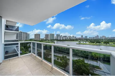 3625 N Country Club Dr, Unit #1208, Miami, FL 33180 - Photo 3