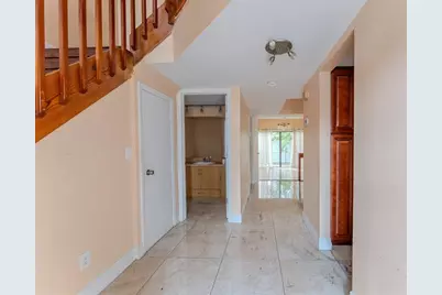 626 NE 195th St, Unit #626, Miami, FL 33179 - Photo 3