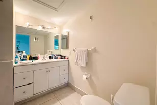 136 NE 19th Ct, Wilton Manors, FL 33305 - Photo 5