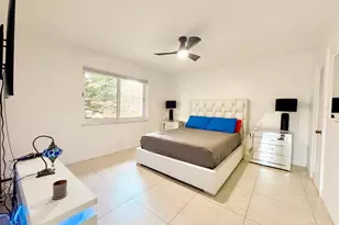 136 NE 19th Ct, Wilton Manors, FL 33305 - Photo 1