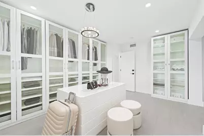 877 NE 195th St, Unit #422, Miami, FL 33179 - Photo 9