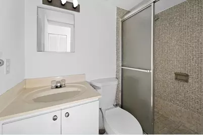 250  180th Dr, Unit #206, Sunny Isles Beach, FL 33160 - Photo 3