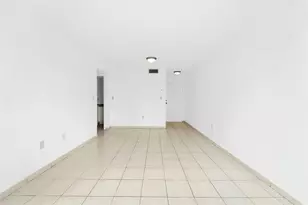 250 180th Dr, Sunny Isles Beach, FL 33160 - Photo 15