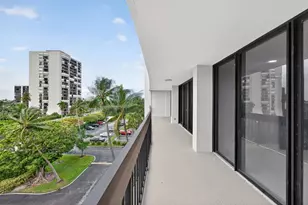 2400 Presidential Way, West Palm Beach, FL 33401 - Photo 3