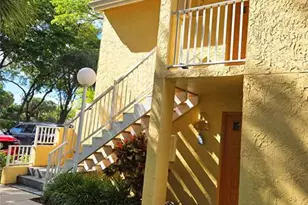 922 Coral Club Dr, Coral Springs, FL 33071 - Photo 3