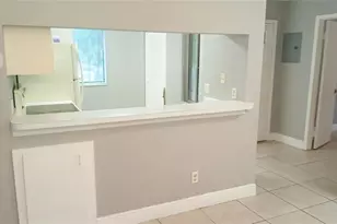 922 Coral Club Dr, Coral Springs, FL 33071 - Photo 9