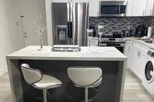 6950 NW 186th St, Hialeah, FL 33015 - Photo 7