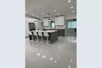 8952 NW 25th Ct, Coral Springs, FL 33065 - Photo 3