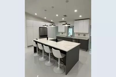 8952 NW 25th Ct, Coral Springs, FL 33065 - Photo 7