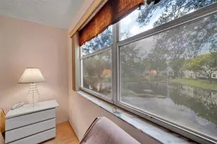 10368 NW 24th Pl, Sunrise, FL 33322 - Photo 33