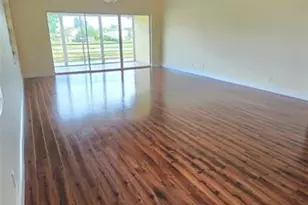 8751 Holly Ct, Tamarac, FL 33321 - Photo 7