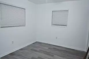 3055 NW 212th St, Miami Gardens, FL 33056 - Photo 5