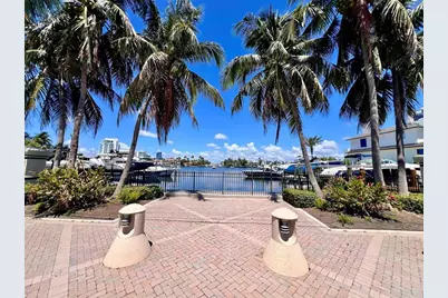 23  Isla Bahia Dr, Fort Lauderdale, FL 33316 - Photo 11