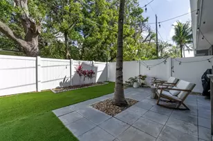 723 SE 16th Ct, Fort Lauderdale, FL 33316 - Photo 9