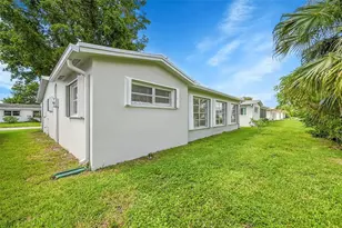6925 NW 11th St, Margate, FL 33063 - Photo 35