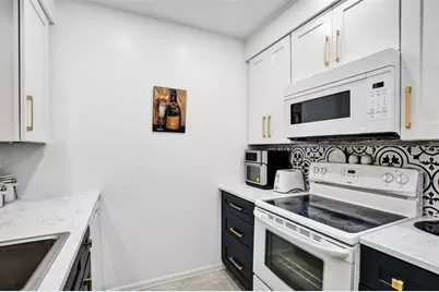 5681 SW 2nd Ct, Unit #205, Margate, FL 33068 - Photo 7