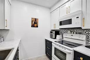 5681 SW 2nd Ct, Margate, FL 33068 - Photo 7