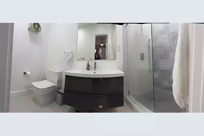 823 N 20th Ct, Hollywood, FL 33020 - Photo 13