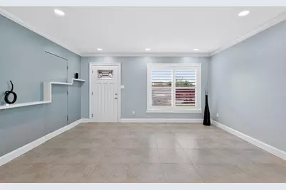 1201 N Tyrone Blvd N, Other City - In The State Of Florida, FL 33710 - Photo 7