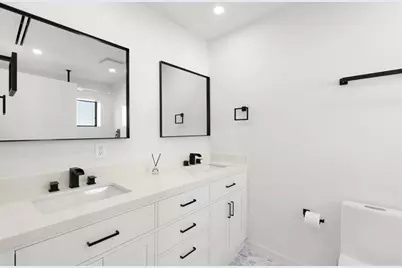 455 SW 14th Ct, Pompano Beach, FL 33060 - Photo 21