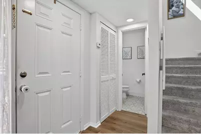 11461  Lakeview Dr, Unit #8, Coral Springs, FL 33071 - Photo 19