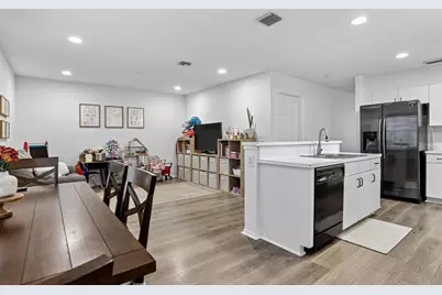 11461  Lakeview Dr, Unit #8, Coral Springs, FL 33071 - Photo 11