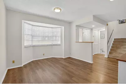 11461  Lakeview Dr, Unit #8, Coral Springs, FL 33071 - Photo 5