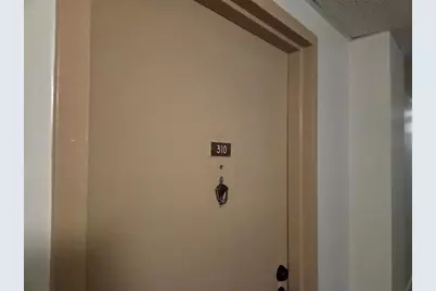 4152  Inverrary Dr, Unit #310, Lauderhill, FL 33319 - Photo 13