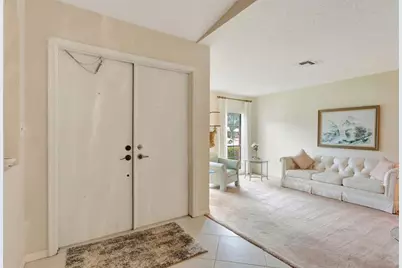 10072  Ramblewood Dr, Coral Springs, FL 33071 - Photo 7