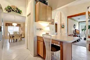 10072 Ramblewood Dr, Coral Springs, FL 33071 - Photo 21