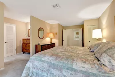 10072  Ramblewood Dr, Coral Springs, FL 33071 - Photo 23