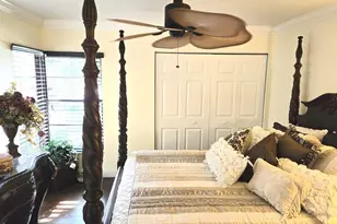 8223 Springlake Dr, Boca Raton, FL 33496 - Photo 13