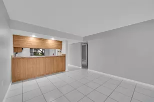 1713 Whitehall Dr, Davie, FL 33324 - Photo 15